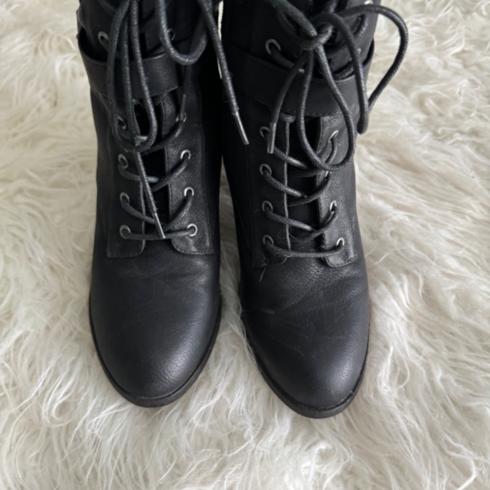 9M High Heeled short boot - Picture 5 of 5